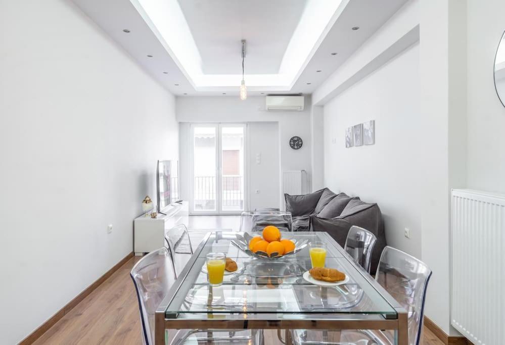 Modernised Athenian Apartment /W 2Br & 2Ba Екстериор снимка