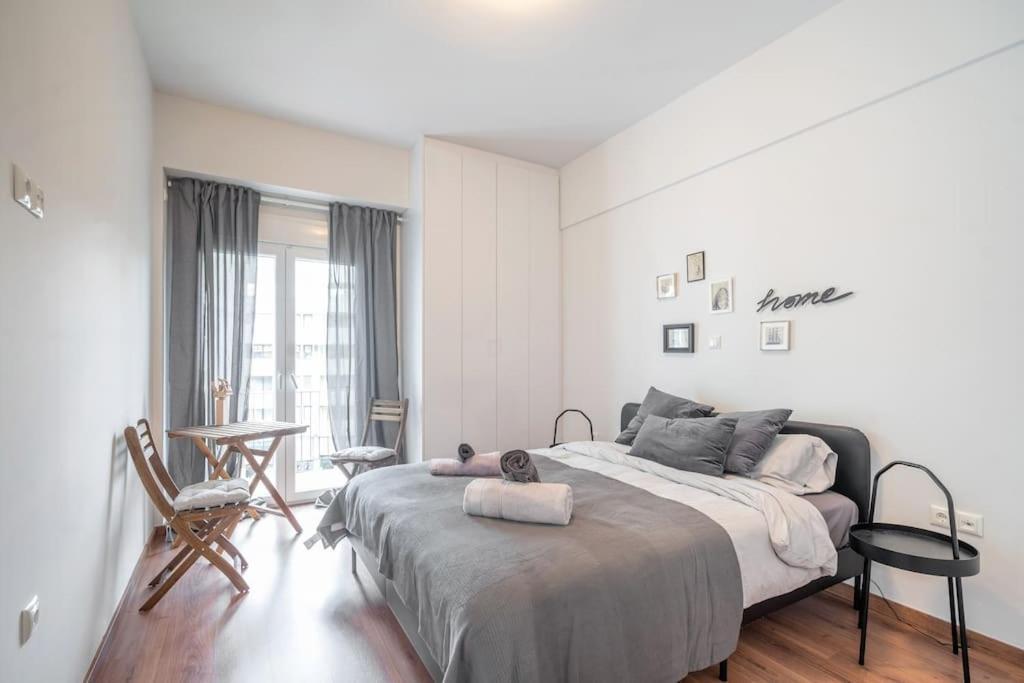 Modernised Athenian Apartment /W 2Br & 2Ba Екстериор снимка