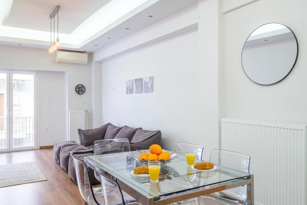 Modernised Athenian Apartment /W 2Br & 2Ba Екстериор снимка
