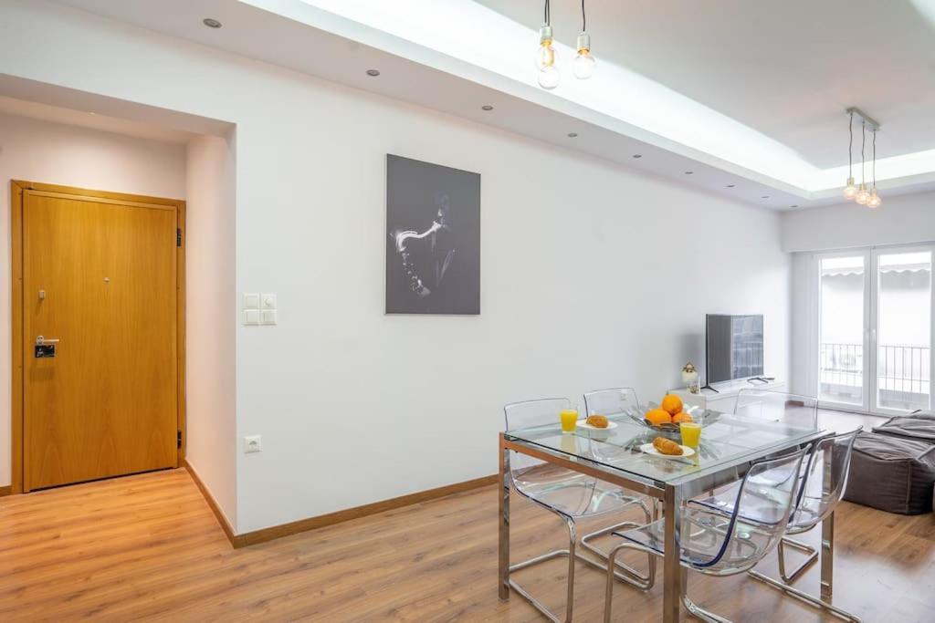 Modernised Athenian Apartment /W 2Br & 2Ba Екстериор снимка