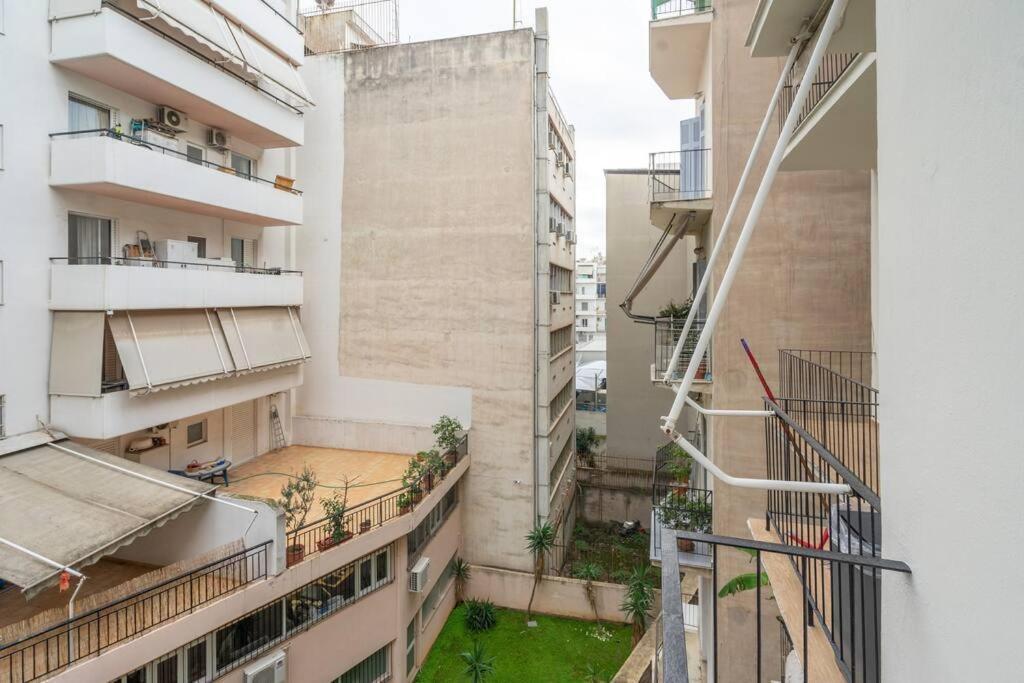 Modernised Athenian Apartment /W 2Br & 2Ba Екстериор снимка